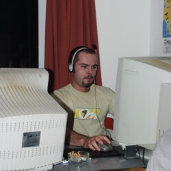 CC-NikoFrag2001_800_014.jpg