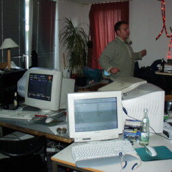 CC-NikoFrag2001_800_032.jpg
