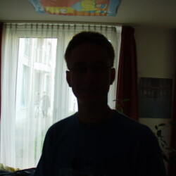 CC-NikoFrag2001_800_034.jpg