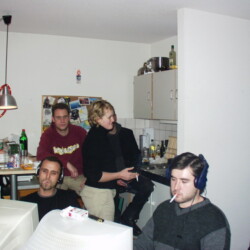 CC-NikoFrag2001_800_046.jpg