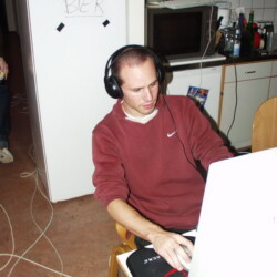 CC-NikoFrag2001_800_050.jpg