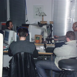 CC-NikoFrag2001_800_051.jpg