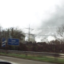 LAN2001_001_800.jpg