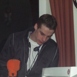 LAN2001_016_800.jpg