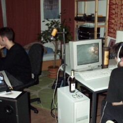 LAN2001_026_800.jpg