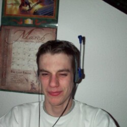 LAN2001_028_800.jpg