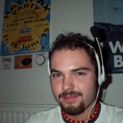 LAN2001_029_800.jpg
