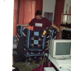 LAN2001_031_800.jpg