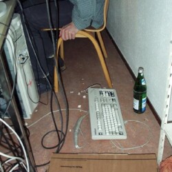 LAN2001_041_800.jpg