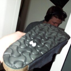 LAN2001_044_800.jpg