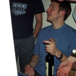 LAN2001_073_800.jpg