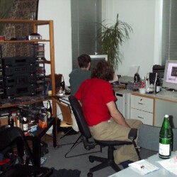 LAN2001_081_800.jpg